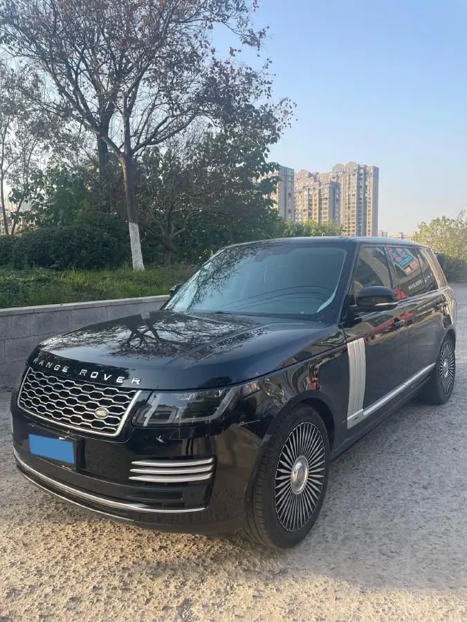 2019 Land Rover Range Rover 3.0T 381HP V6 8AT