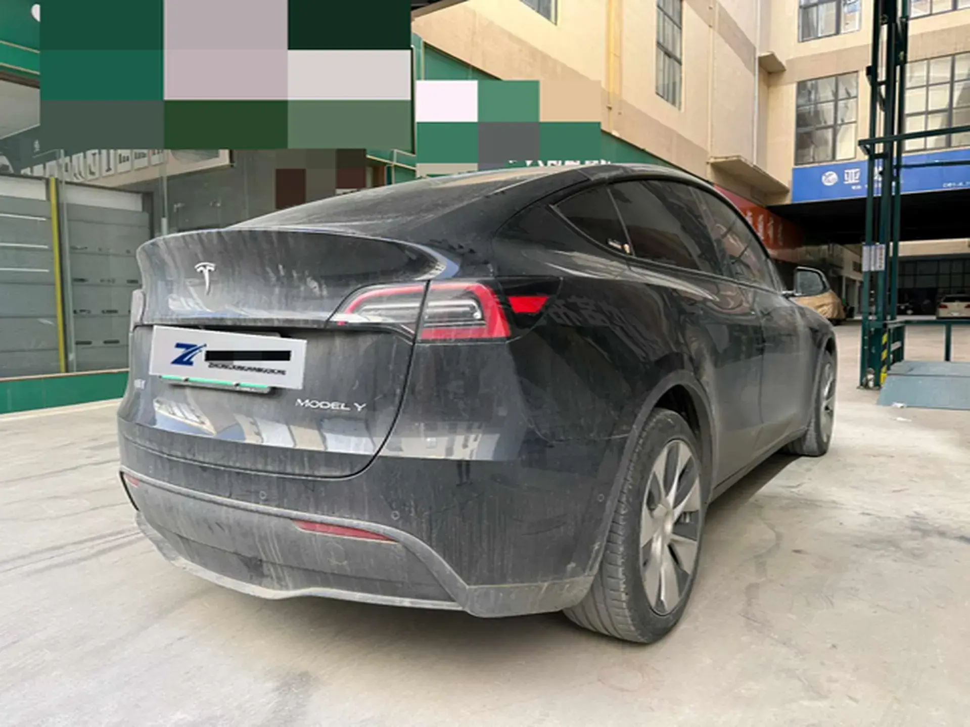 2021 TESLA MODEL thumbnail 3