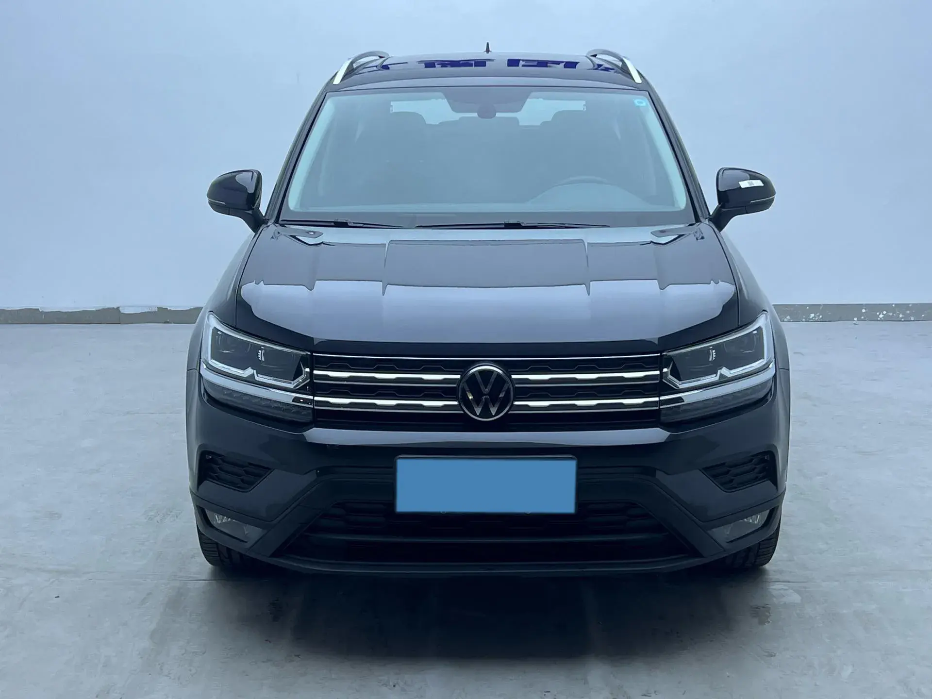 2022 VOLKSWAGEN THARU thumbnail 2