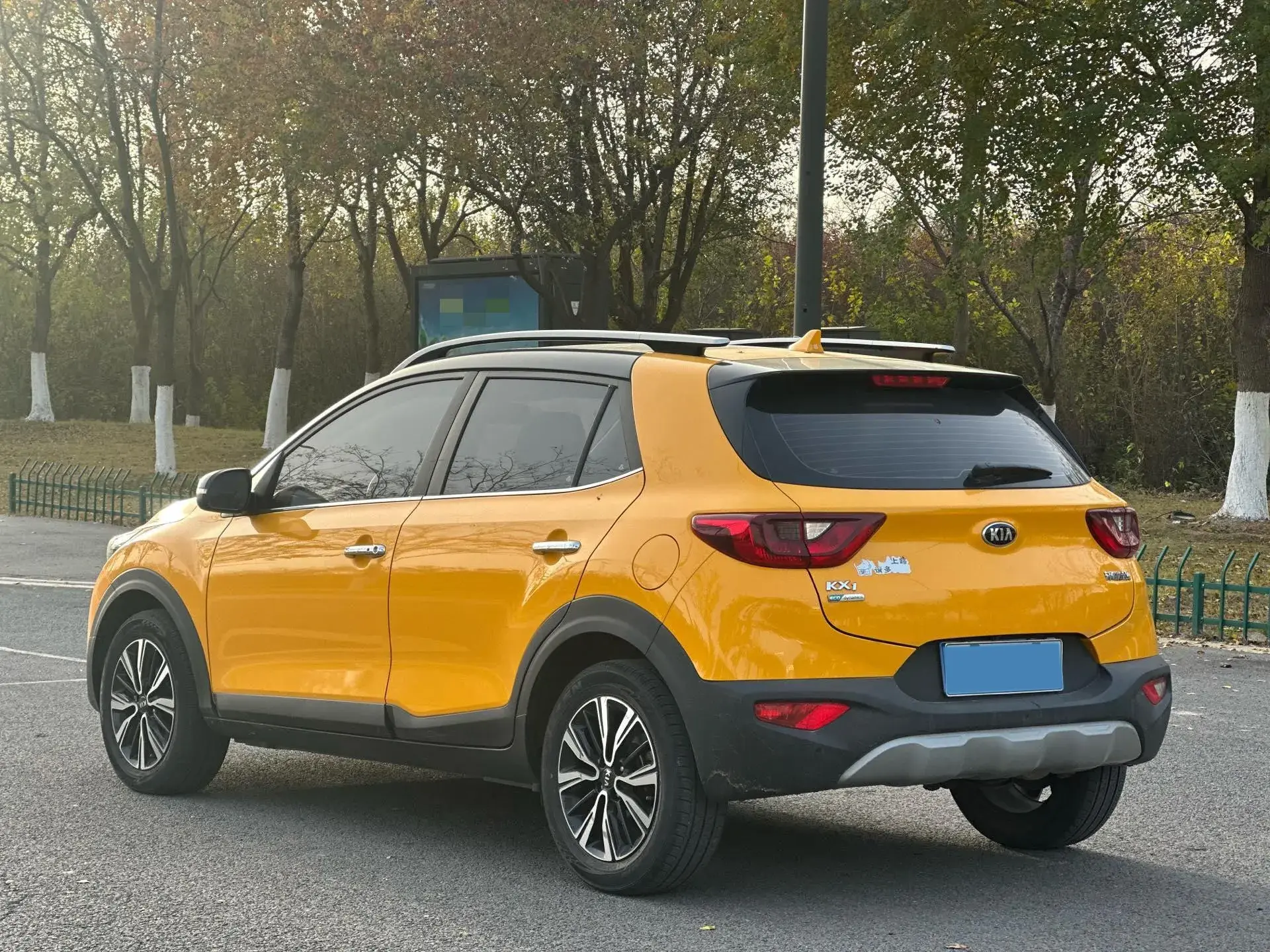 2019 KIA KX1 thumbnail 4
