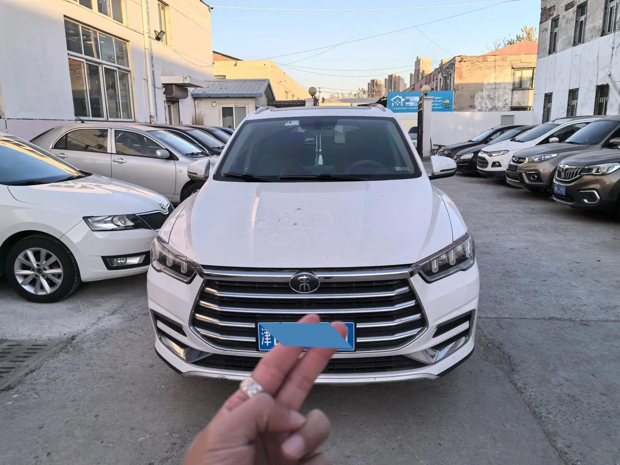 2019 BYD SONG thumbnail 2