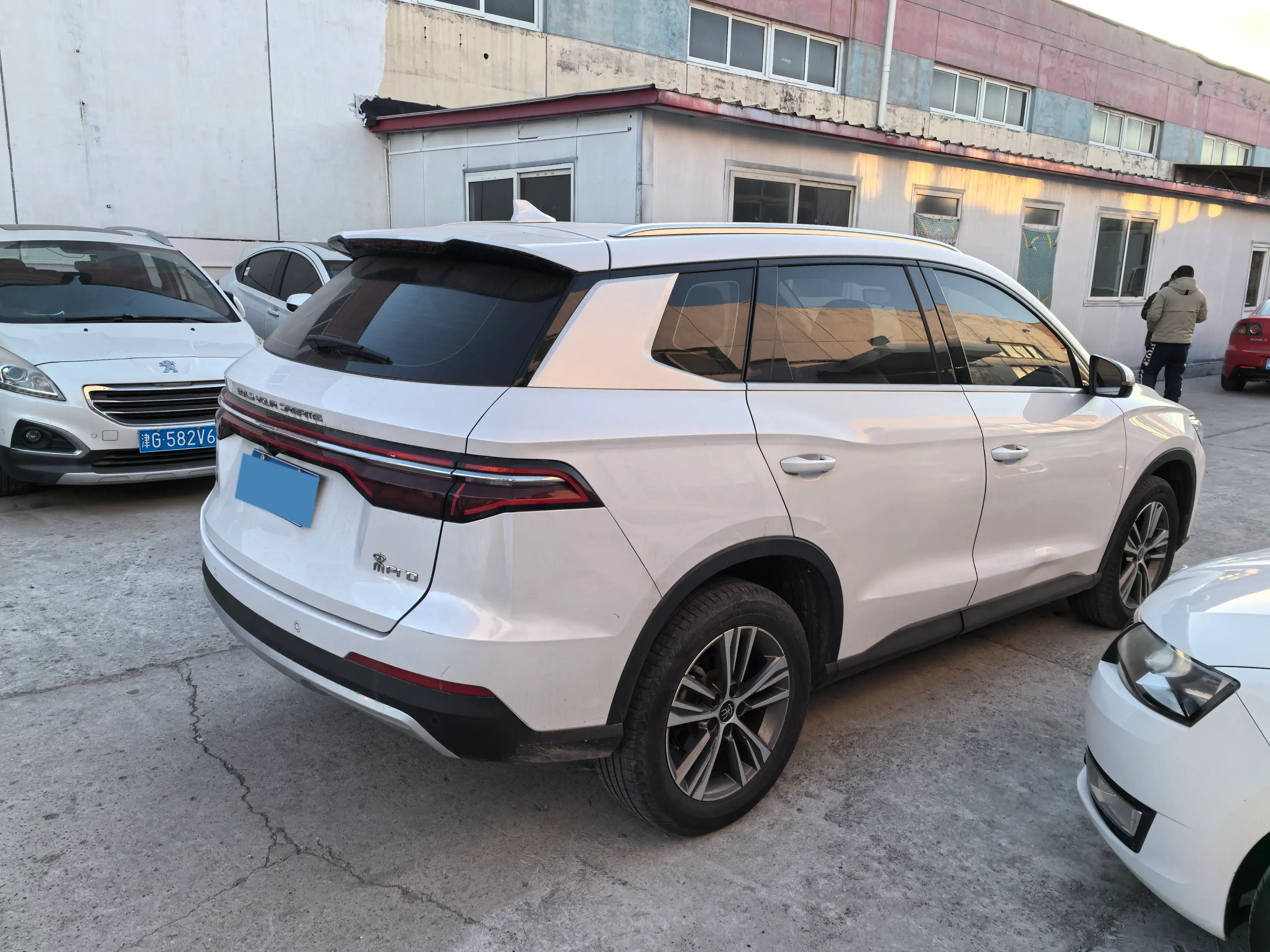 2019 BYD SONG thumbnail 3