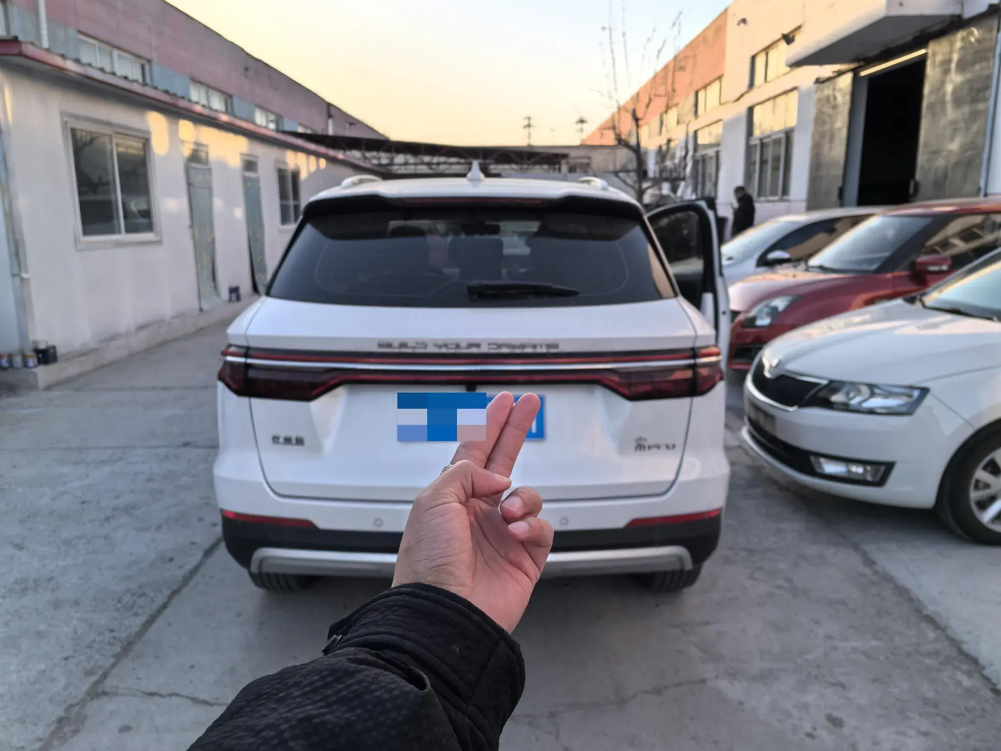 2019 BYD SONG thumbnail 4