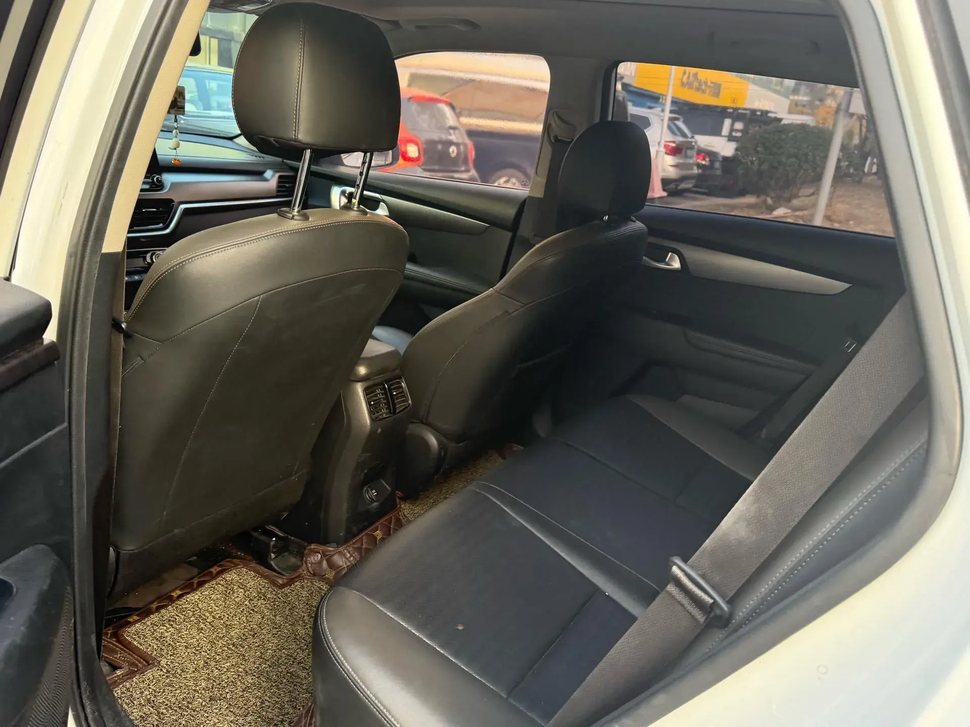 2018 KIA SPORTAGE thumbnail 3