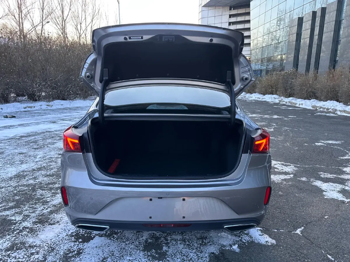 2021 ChangAn Eado 1.4T 160HP L4 7DCT,autocango,china used car exporter,china ev exporter,chinese used car exporter,chinese used ev exporter