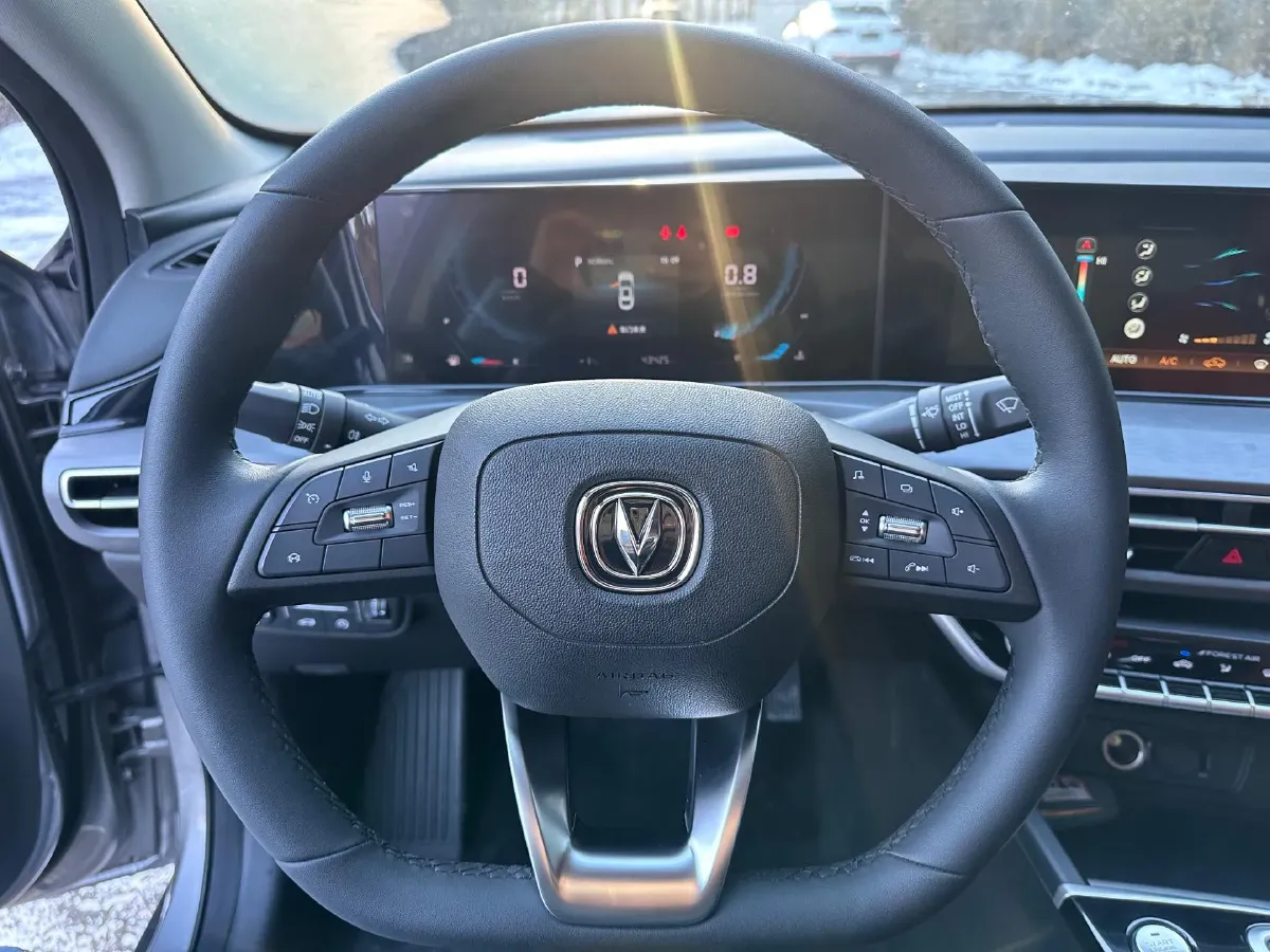 2021 ChangAn Eado 1.4T 160HP L4 7DCT,autocango,china used car exporter,china ev exporter,chinese used car exporter,chinese used ev exporter