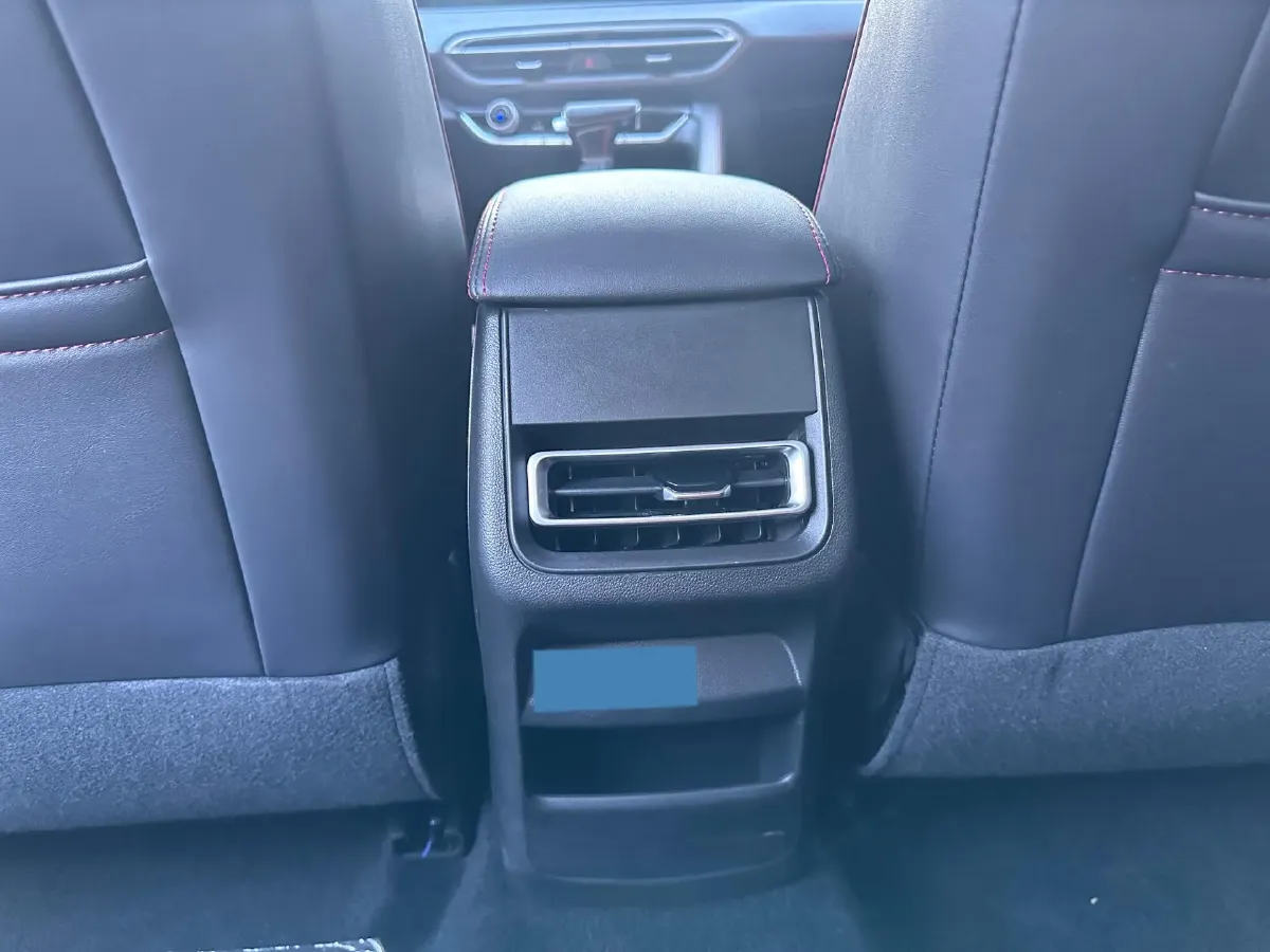 2021 ChangAn Eado 1.4T 160HP L4 7DCT,autocango,china used car exporter,china ev exporter,chinese used car exporter,chinese used ev exporter