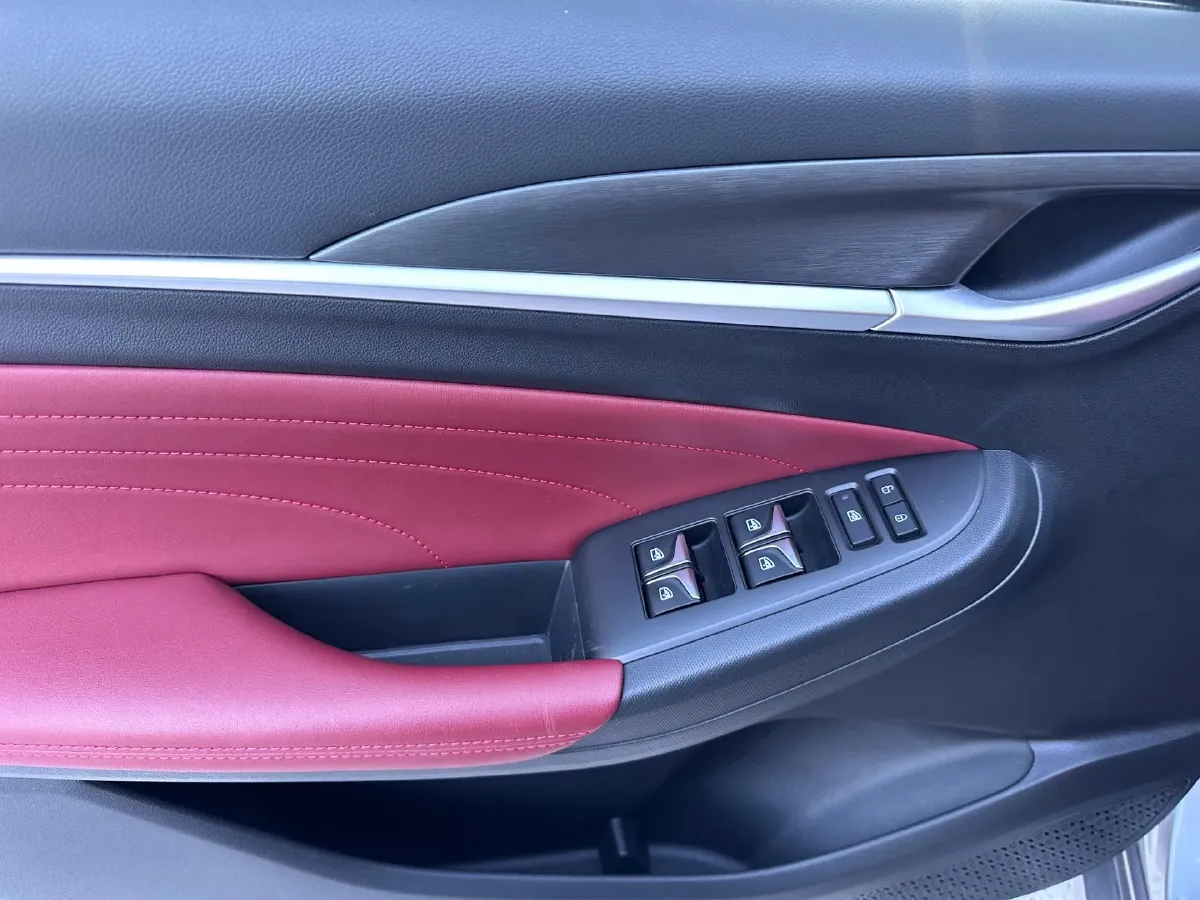 2021 ChangAn Eado 1.4T 160HP L4 7DCT,autocango,china used car exporter,china ev exporter,chinese used car exporter,chinese used ev exporter