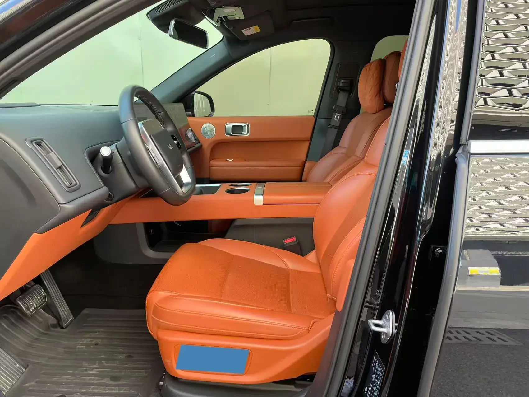 2024 LI L6 thumbnail 3