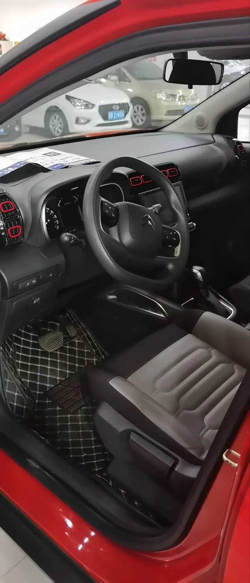 2018 CITROEN C4 thumbnail 3