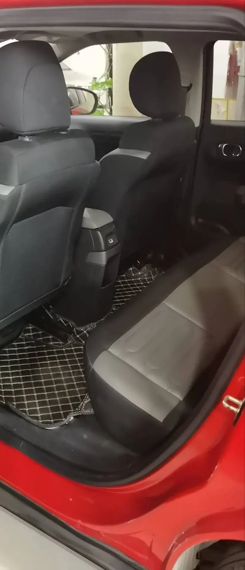 2018 CITROEN C4 thumbnail 4