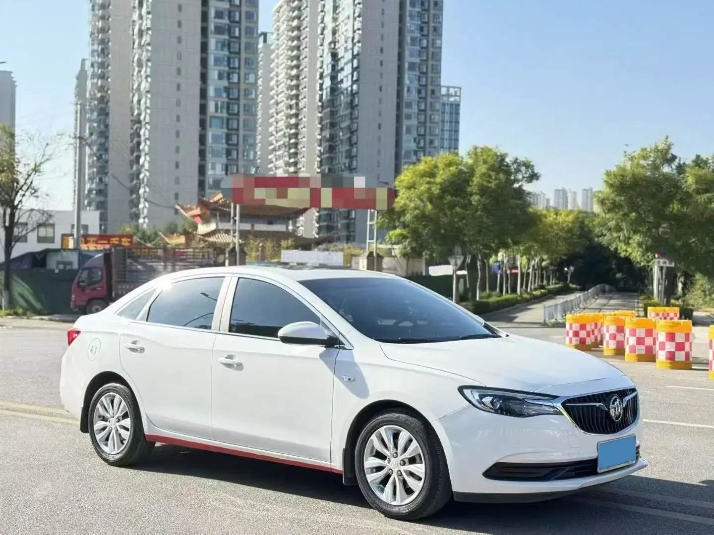 2021 BUICK EXCELLE thumbnail 3