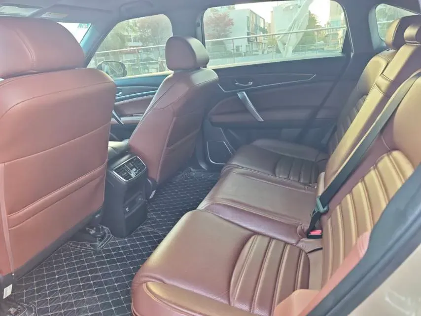 2017 Honda UR-V 2.0T 272HP L4 9AT,autocango,china used car exporter,china ev exporter,chinese used car exporter,chinese used ev exporter