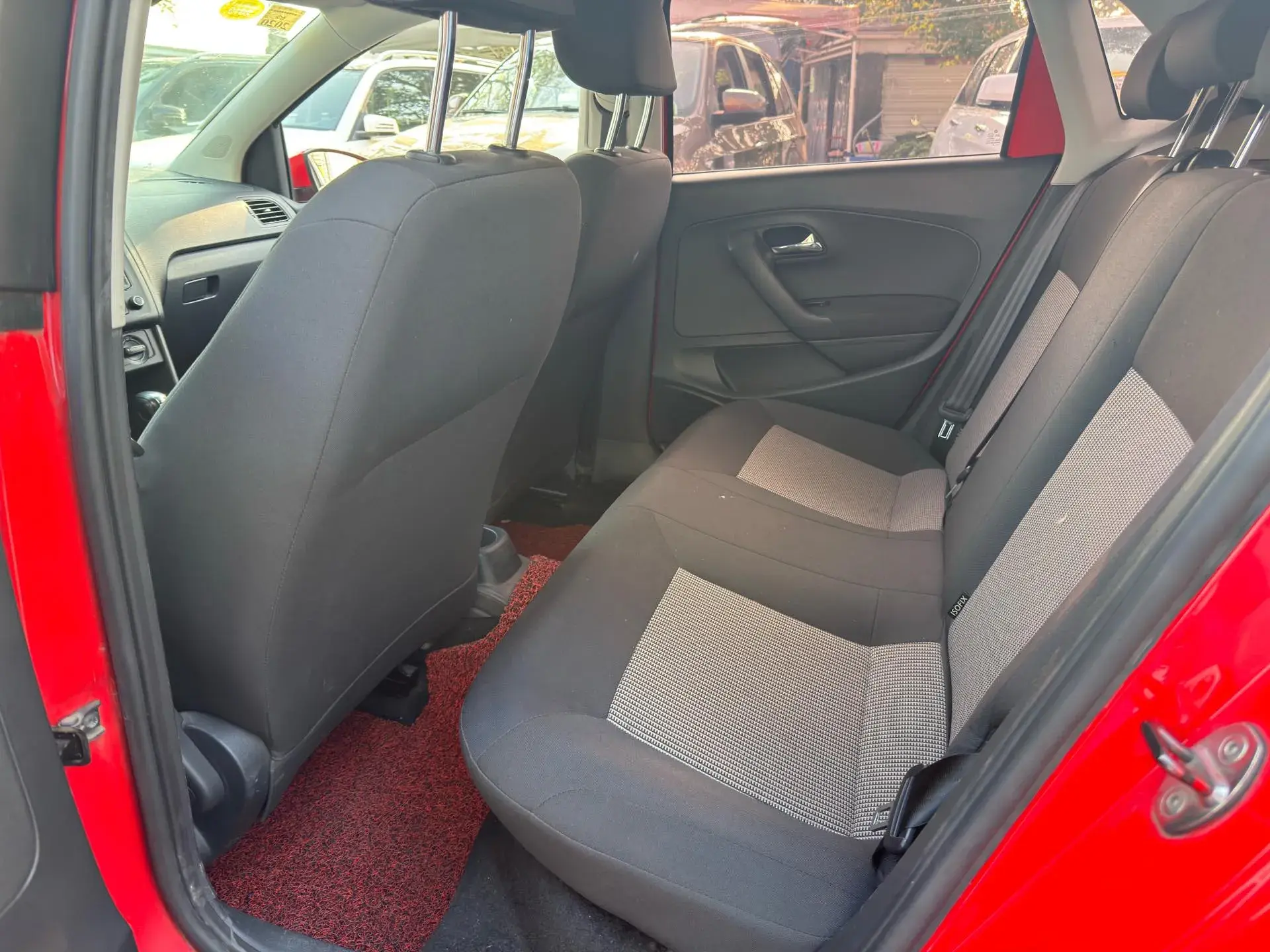 2016 VOLKSWAGEN POLO thumbnail 4