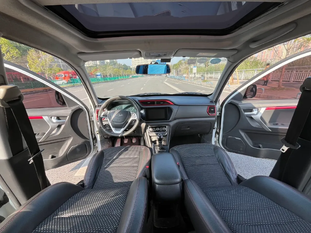 2018 Chery Tiggo 3 1.6L 126HP L4 5MT,autocango,china used car exporter,china ev exporter,chinese used car exporter,chinese used ev exporter