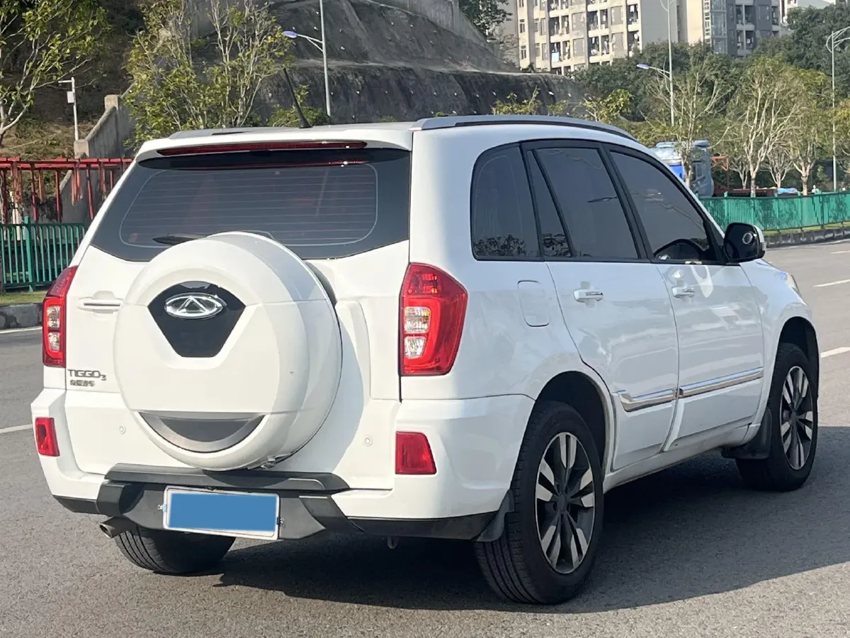 2018 Chery Tiggo 3 1.6L 126HP L4 5MT,autocango,china used car exporter,china ev exporter,chinese used car exporter,chinese used ev exporter
