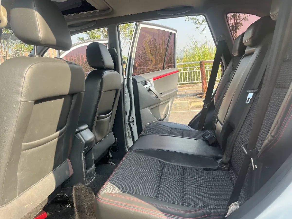 2018 Chery Tiggo 3 1.6L 126HP L4 5MT,autocango,china used car exporter,china ev exporter,chinese used car exporter,chinese used ev exporter