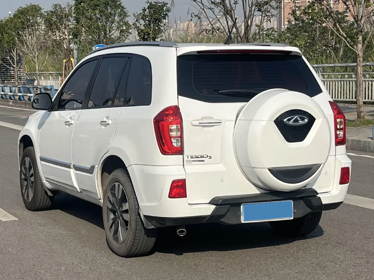 2018 Chery Tiggo 3 1.6L 126HP L4 5MT,autocango,china used car exporter,china ev exporter,chinese used car exporter,chinese used ev exporter