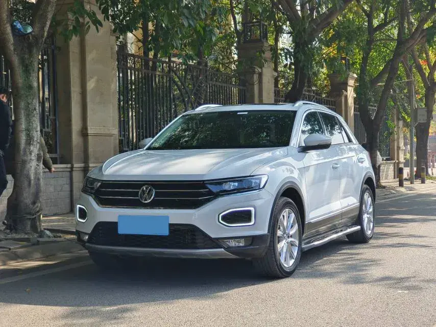 2019 Volkswagen T-Roc 1.4T 131HP L4 7DCT