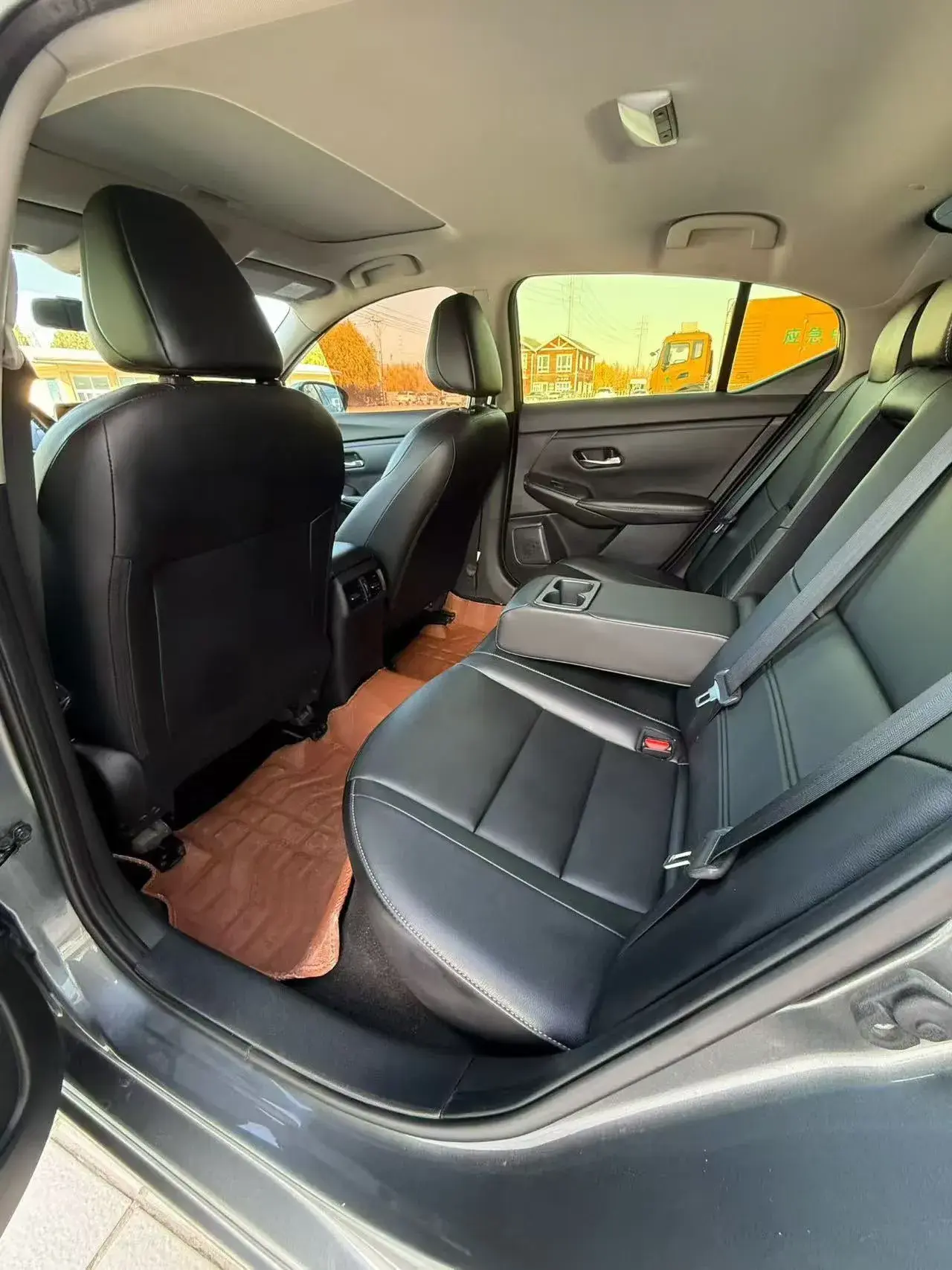 2021 NISSAN SYLPHY thumbnail 2