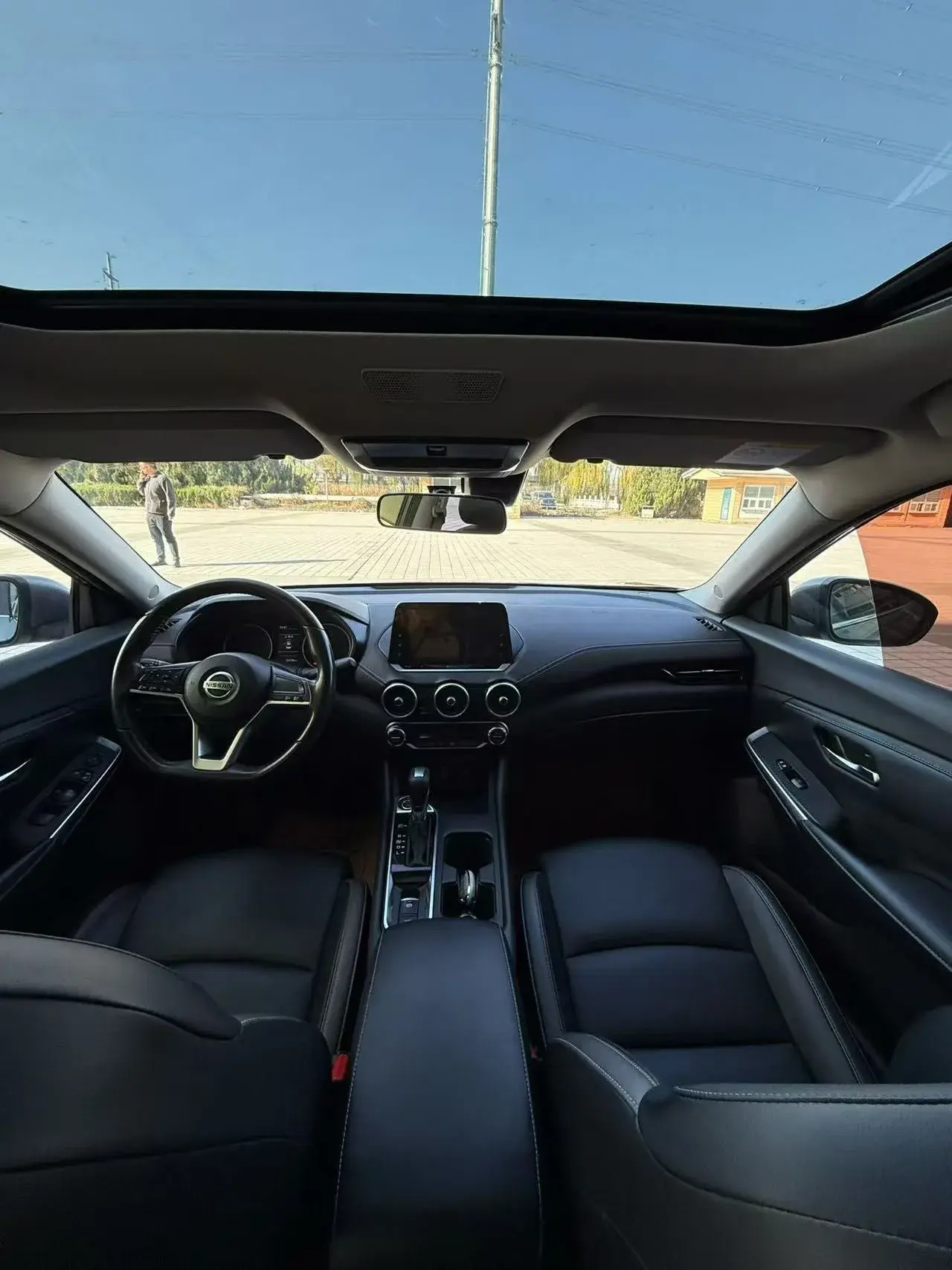 2021 NISSAN SYLPHY thumbnail 3