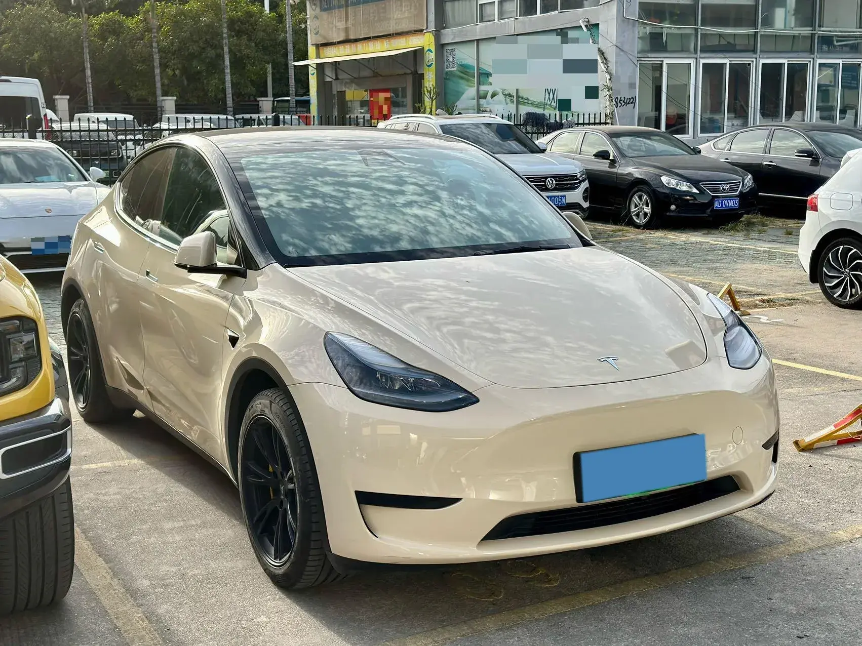 2022 TESLA MODEL thumbnail 3