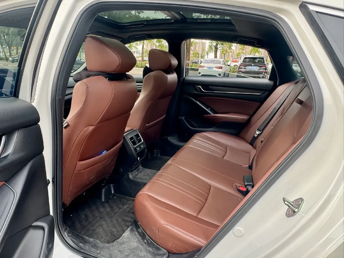 2022 Honda Inspire 2.0L 146HP L4 E-CVT Hybrid,autocango,china used car exporter,china ev exporter,chinese used car exporter,chinese used ev exporter