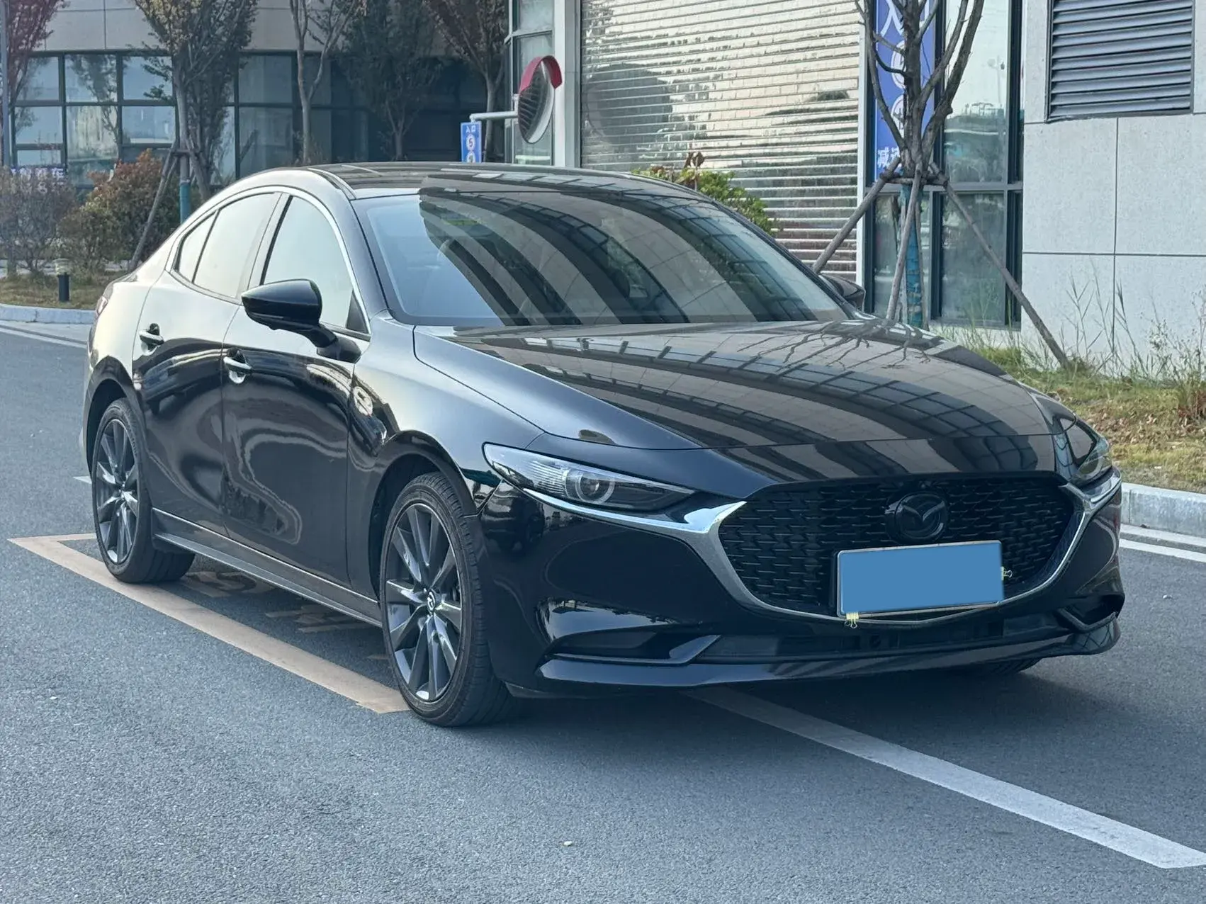 2022 MAZDA 3 thumbnail 2