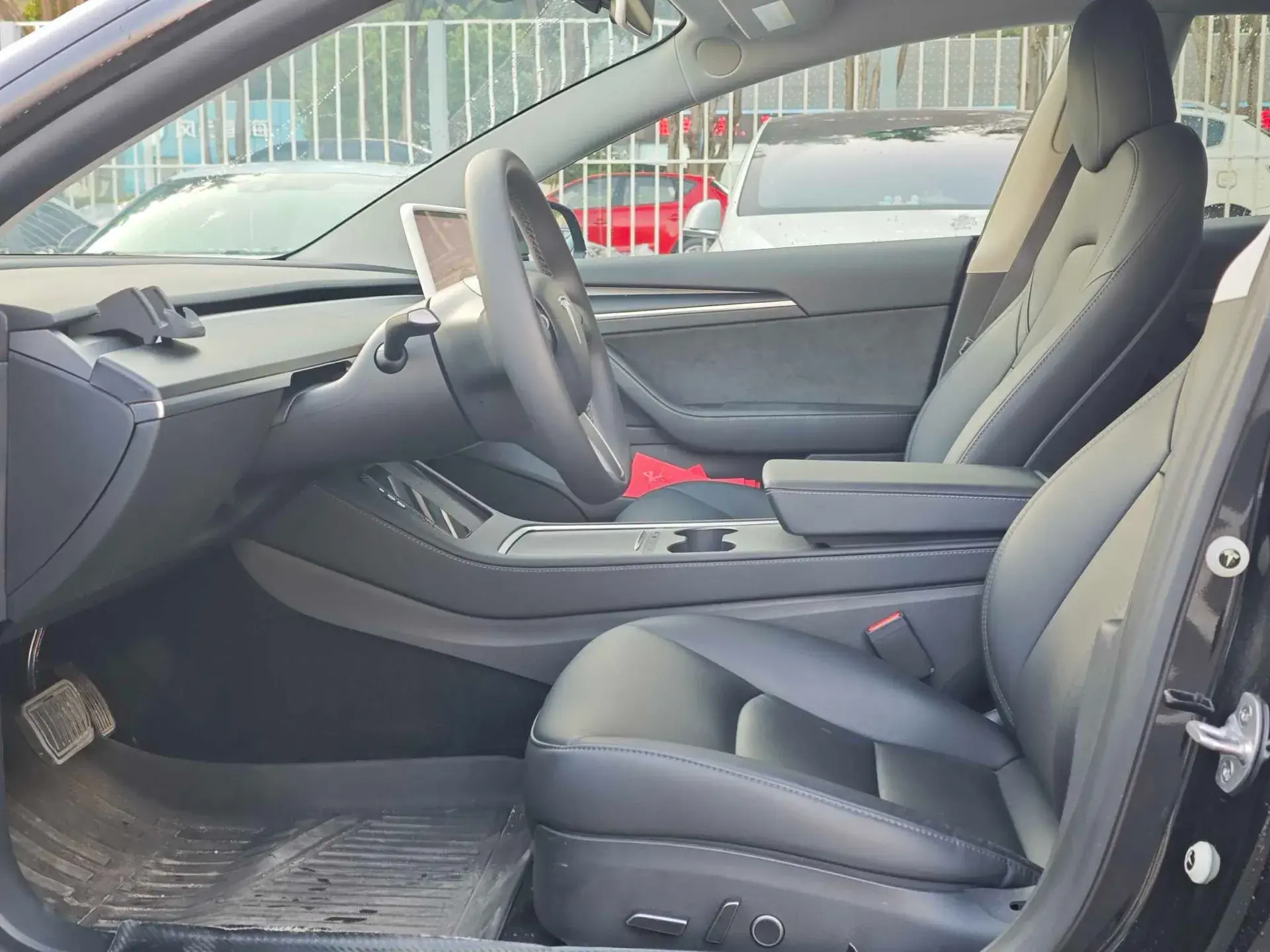 2022 TESLA MODEL thumbnail 4