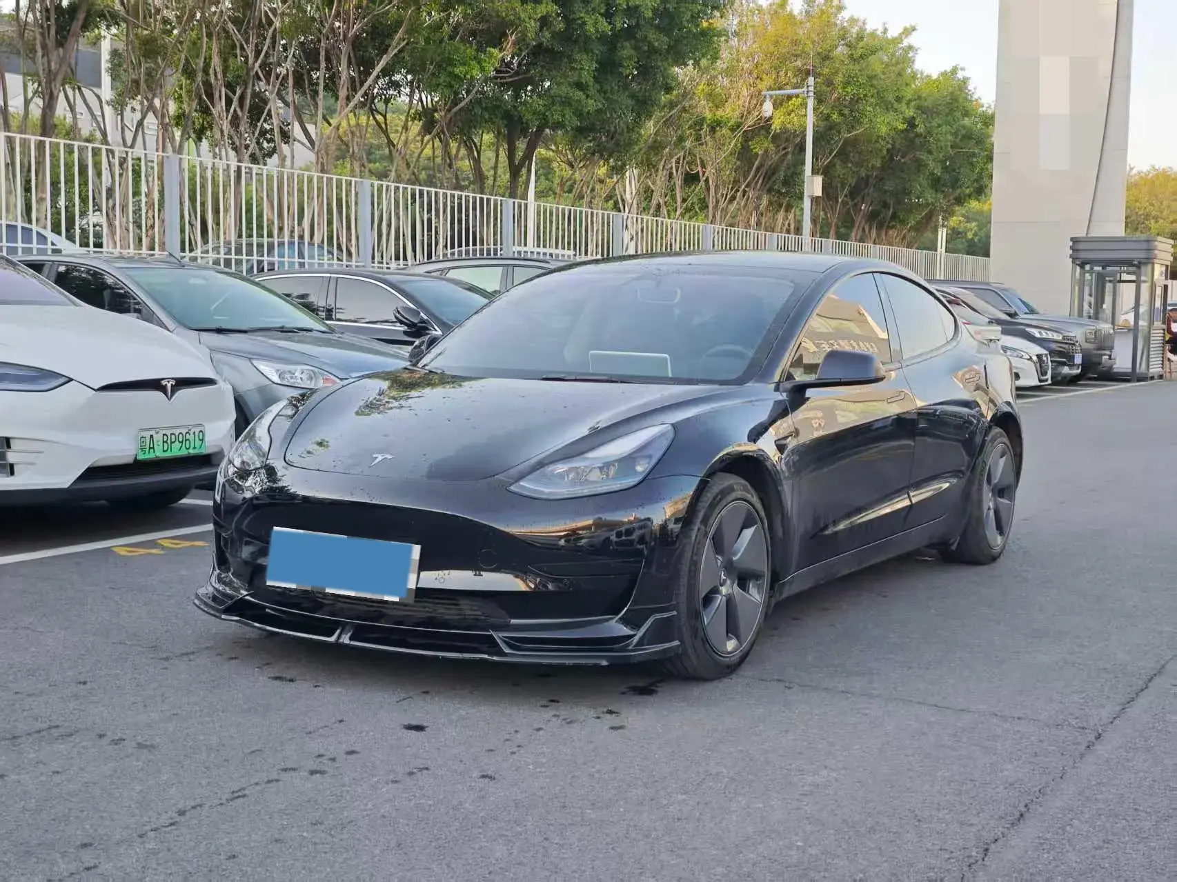 2022 TESLA MODEL view 1