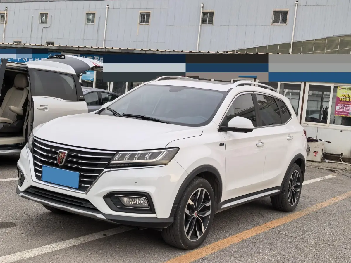 2018 Roewe RX5 2.0T 220HP L4 6DCT