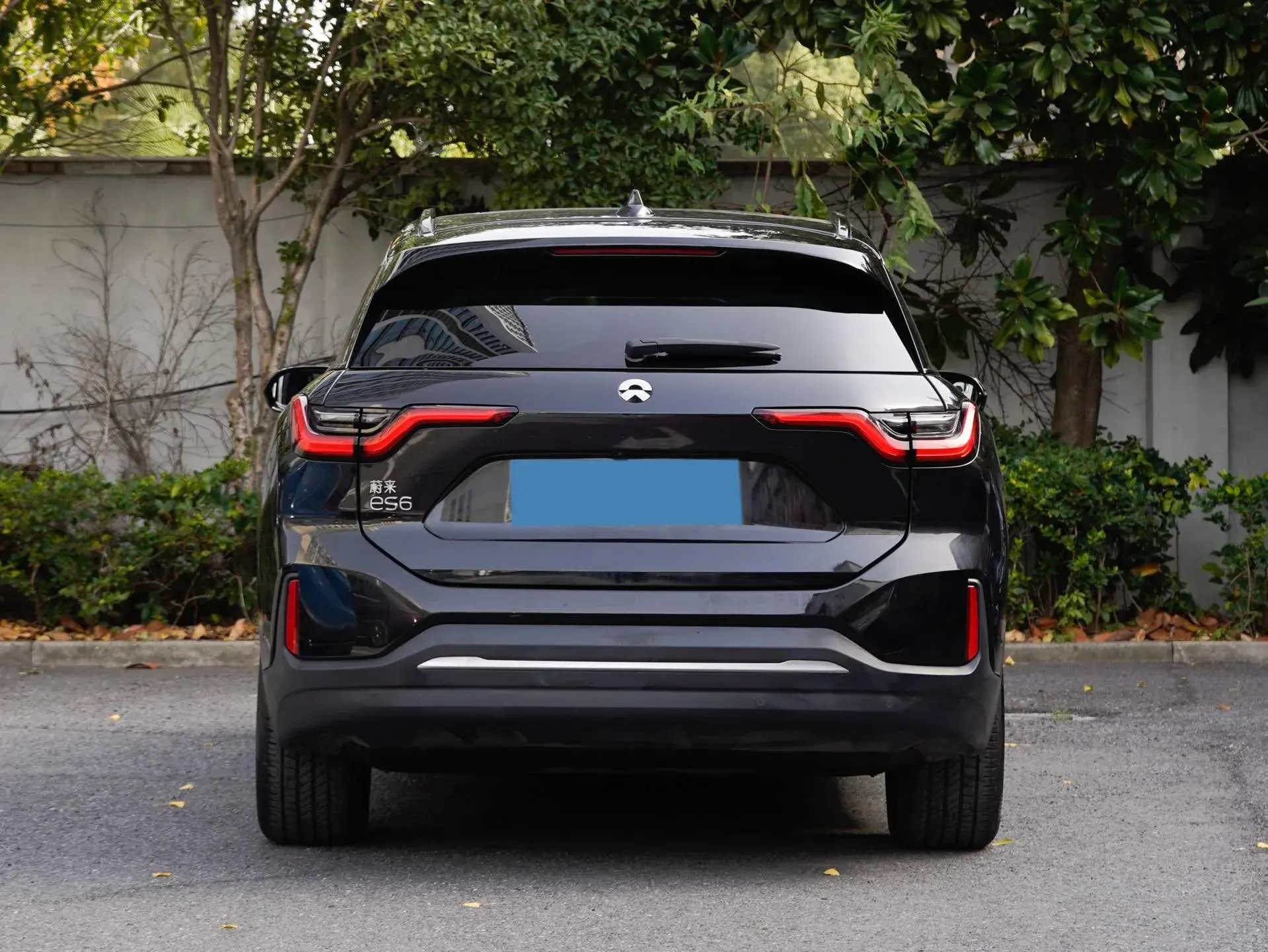 2019 NIO ES6 thumbnail 4