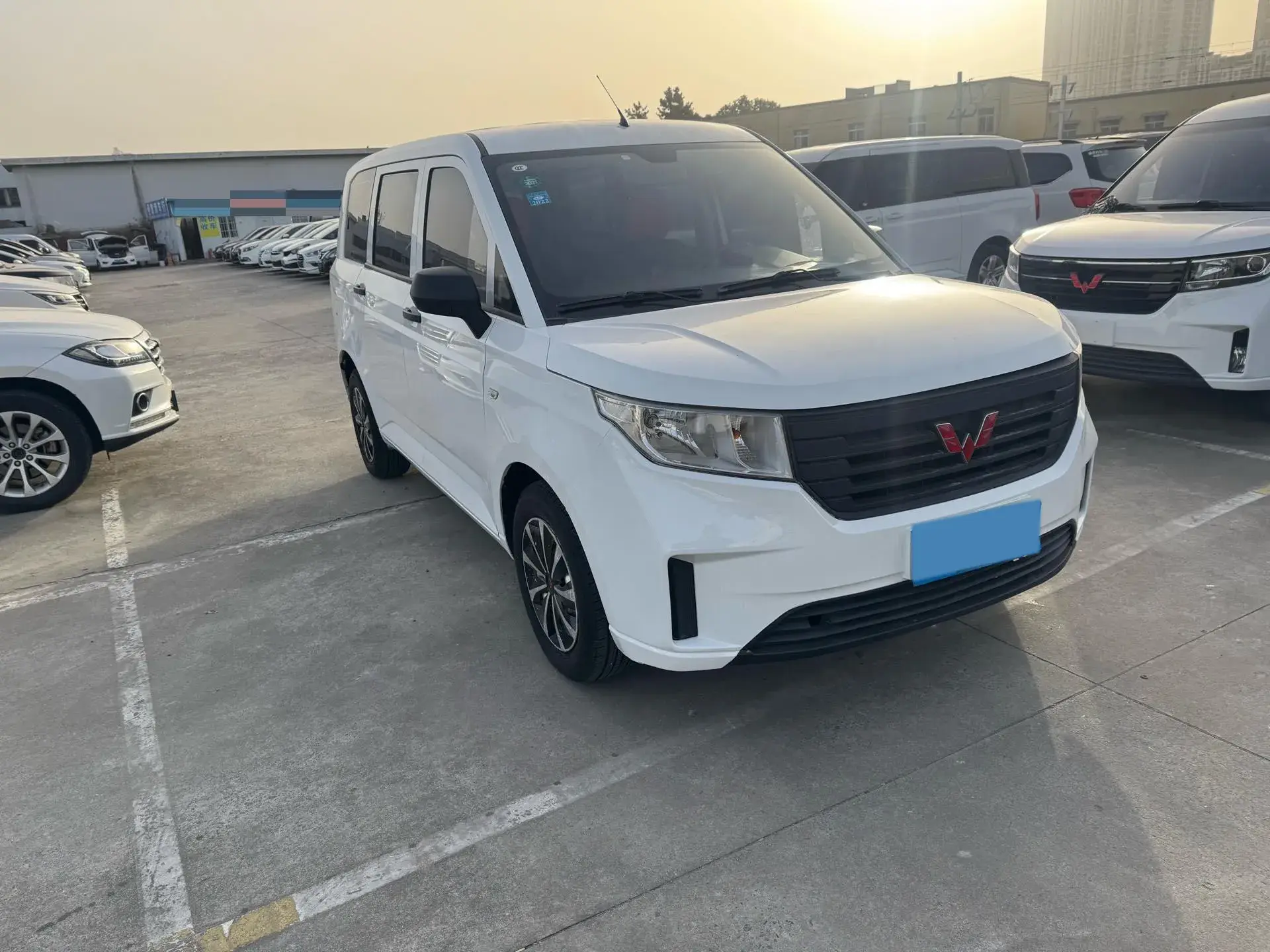 2019 WULING HONGGUANG thumbnail 3