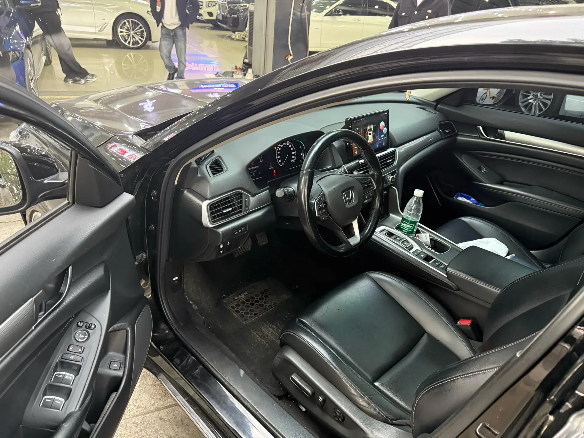 2018 HONDA ACCORD thumbnail 4