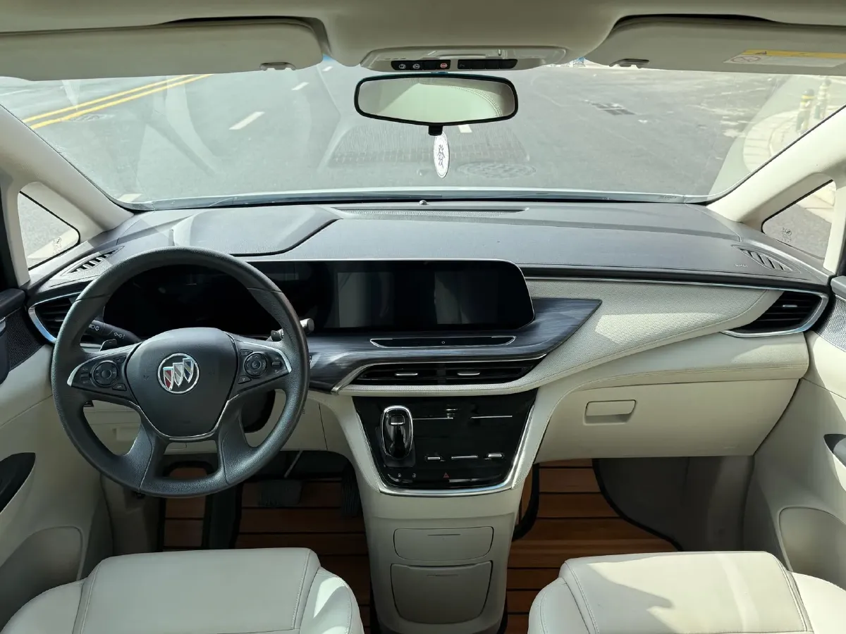 2023 Buick GL8 2.0T 237HP L4 9AT,autocango,china used car exporter,china ev exporter,chinese used car exporter,chinese used ev exporter