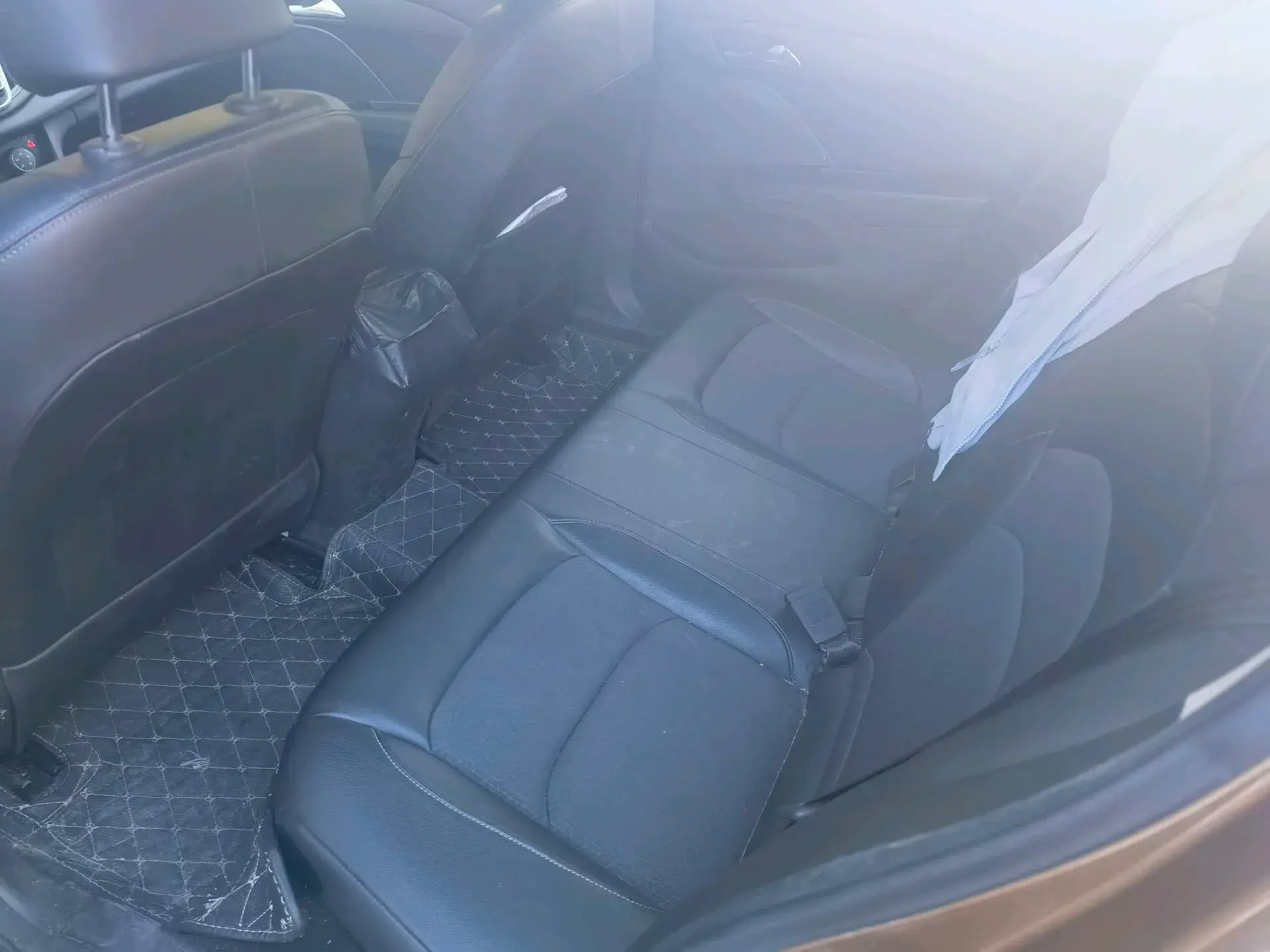 2016 CHEVROLET CAVALIER thumbnail 2