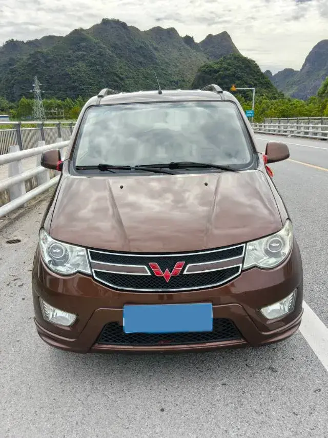 2016 WULING HONGGUANG thumbnail 2