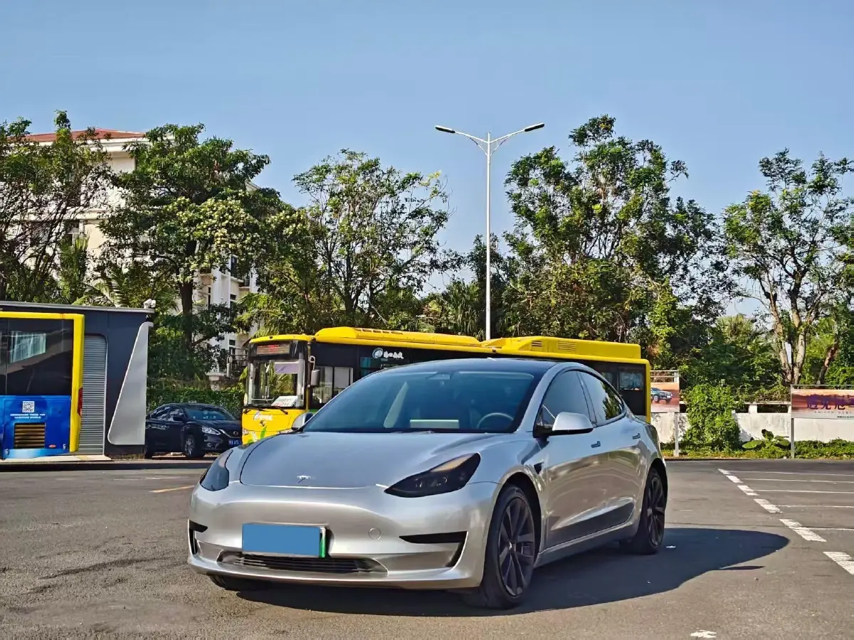 2021 Tesla Model 3 BEV 55KWH