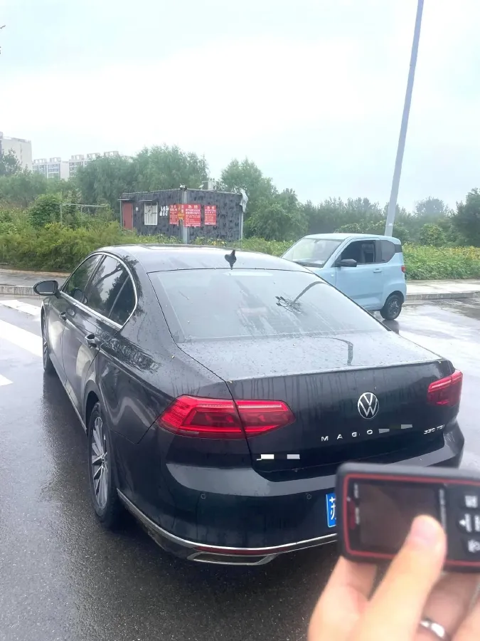 2020 Volkswagen Magotan 2.0T 186HP L4 7DCT,autocango,china used car exporter,china ev exporter,chinese used car exporter,chinese used ev exporter