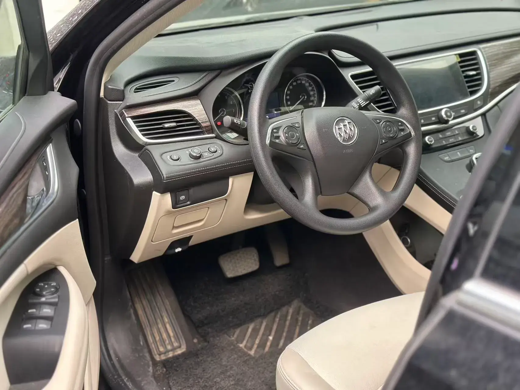 2020 BUICK LARCOSSE thumbnail 4