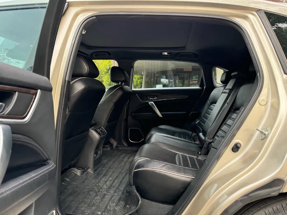 2017 Honda UR-V 1.5T 193HP L4 CVT,autocango,china used car exporter,china ev exporter,chinese used car exporter,chinese used ev exporter