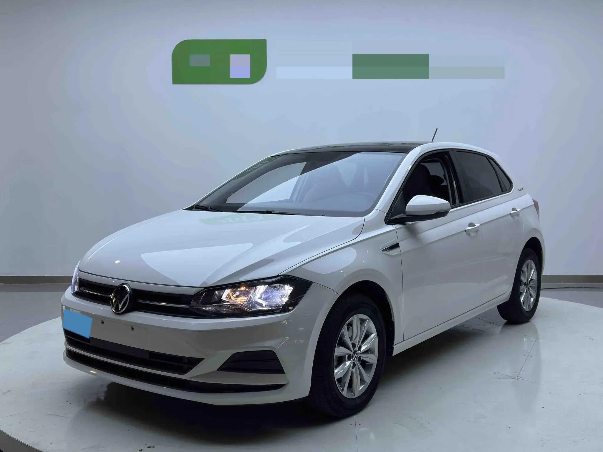 2021 VOLKSWAGEN POLO view 1