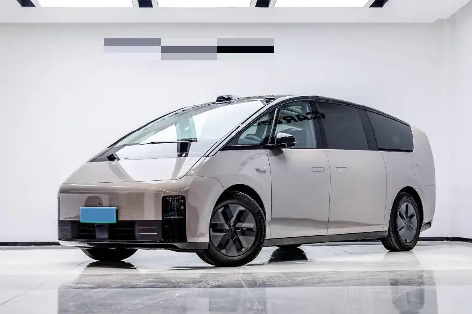 2024 Li MEGA BEV 102.7KWH