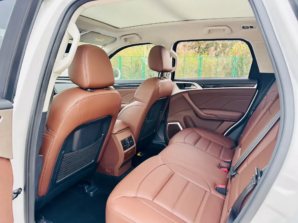 2019 Haval H7 2.0T 231HP L4 7DCT,autocango,china used car exporter,china ev exporter,chinese used car exporter,chinese used ev exporter