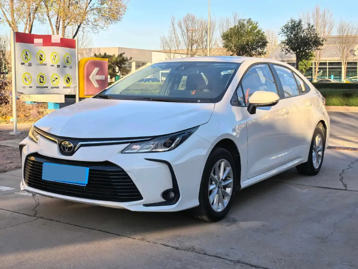 2021 Toyota Corolla 1.2T 116HP L4 CVT