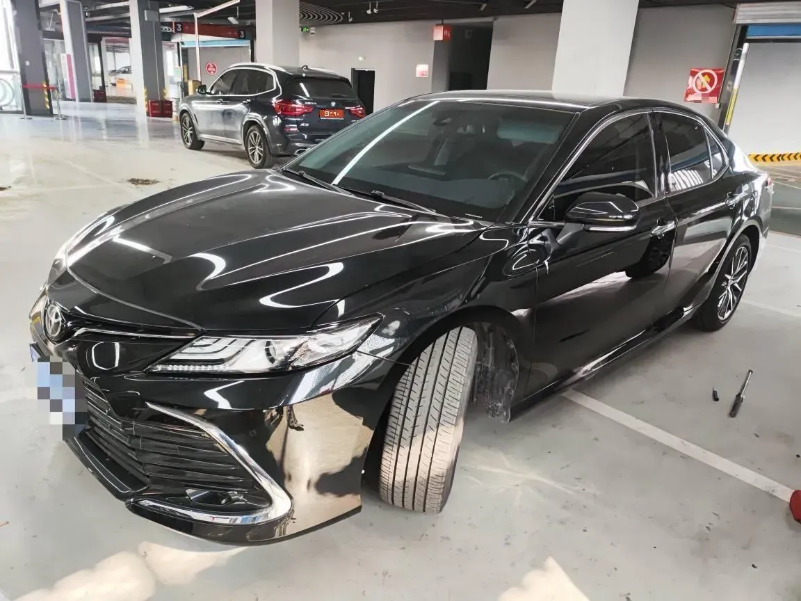 2021 Toyota Camry 2.5L 209HP L4 8AT,autocango,china used car exporter,china ev exporter,chinese used car exporter,chinese used ev exporter