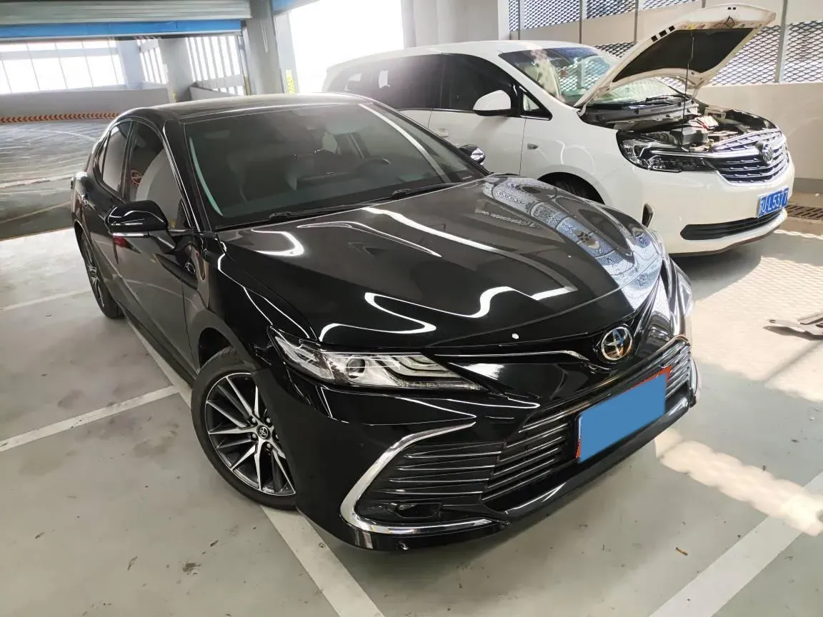2021 Toyota Camry 2.5L 209HP L4 8AT,autocango,china used car exporter,china ev exporter,chinese used car exporter,chinese used ev exporter