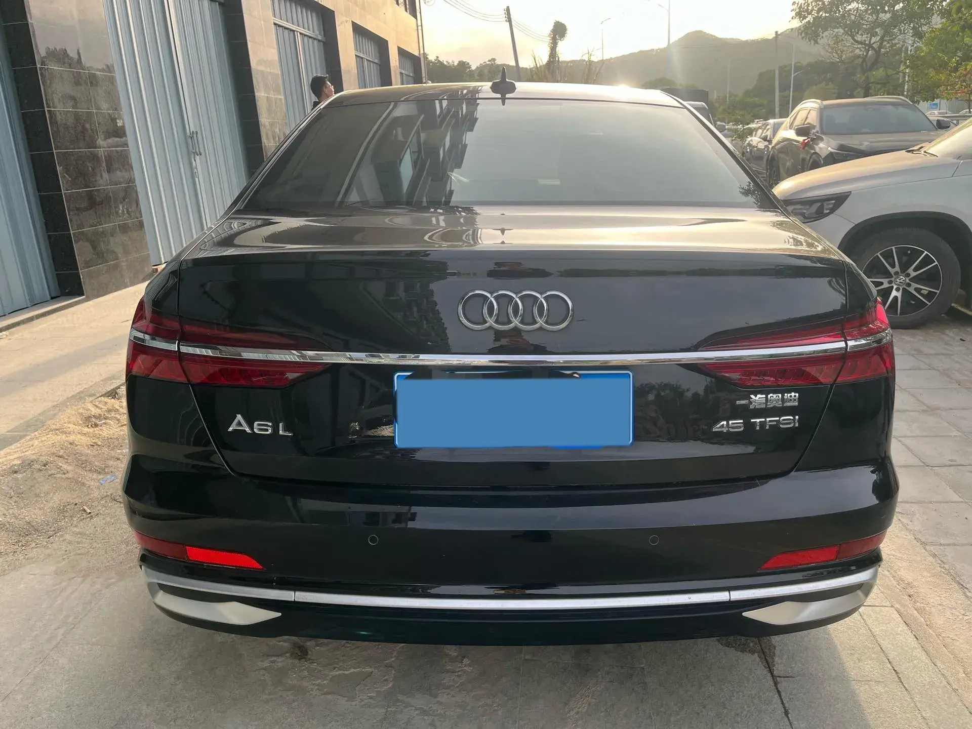 2023 AUDI A6L thumbnail 3