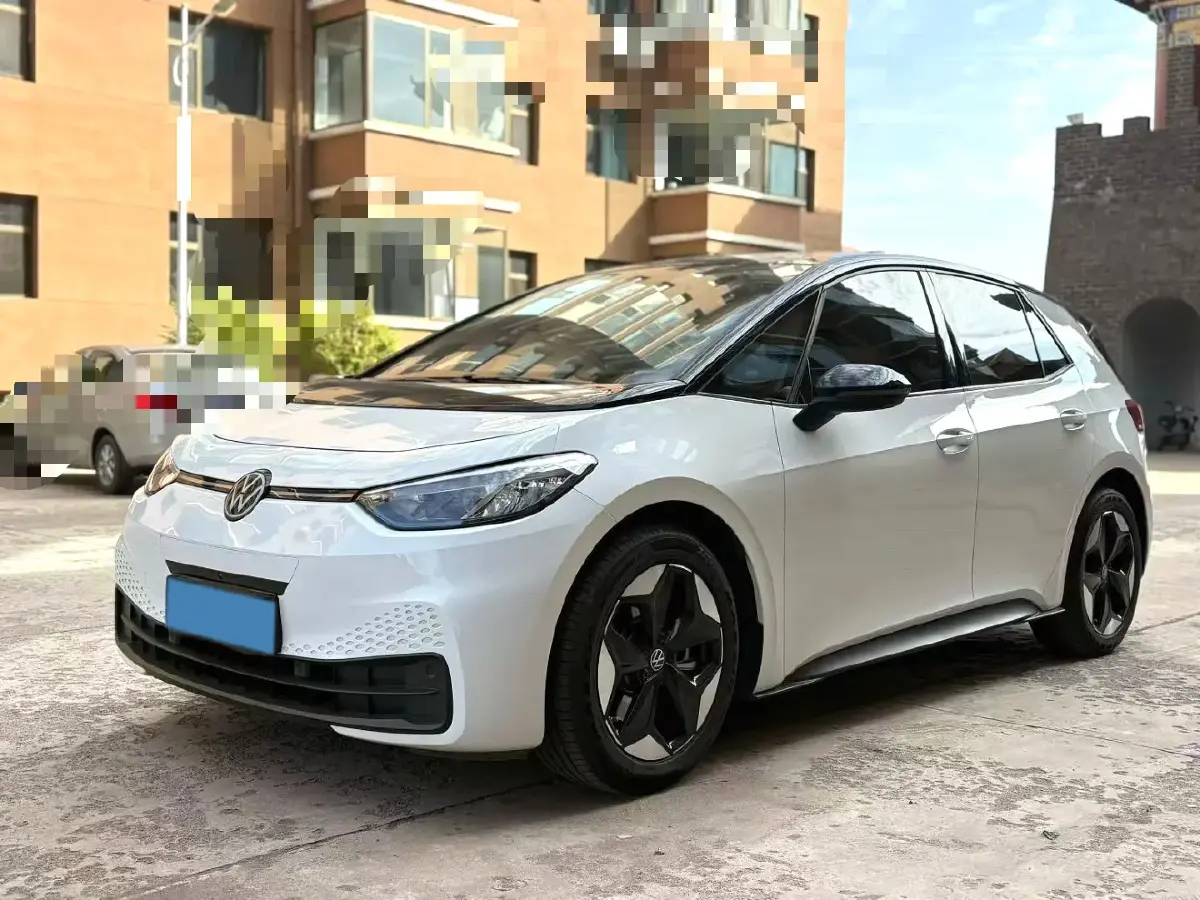 2025 Volkswagen ID.3 BEV 53.6KWH