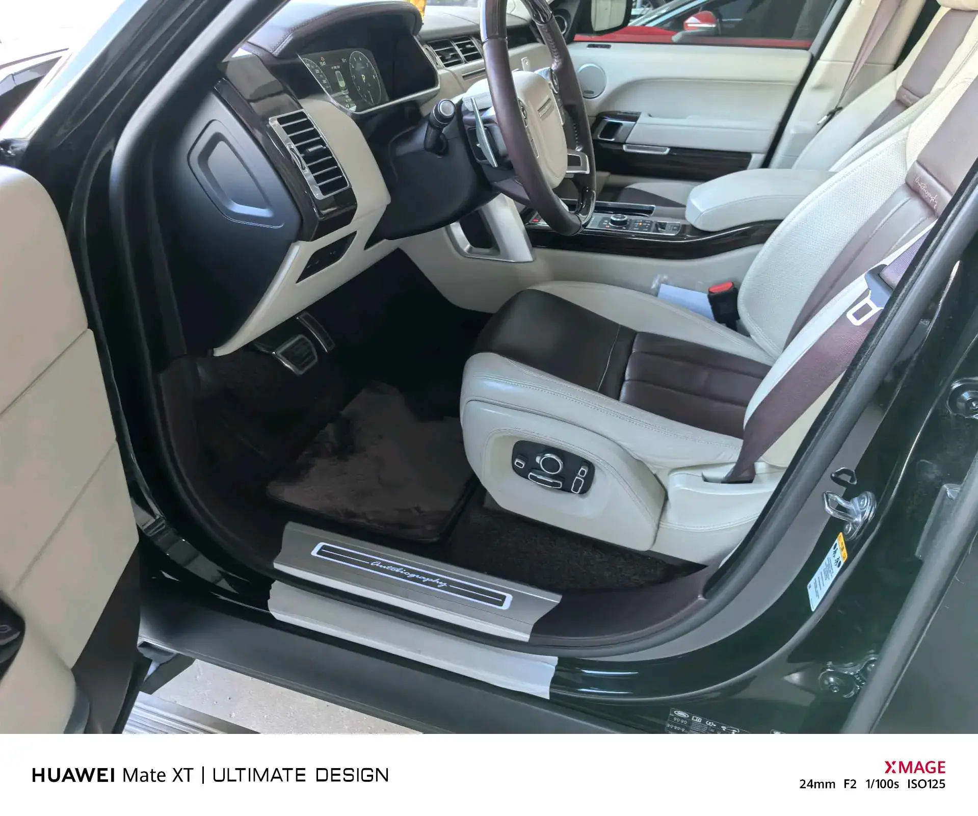 2017 LAND ROVER thumbnail 3